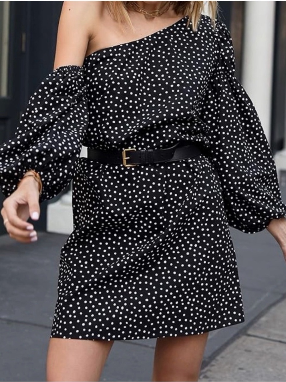 One-Shoulder Black Polka Dot Dress with Puff Sleeve